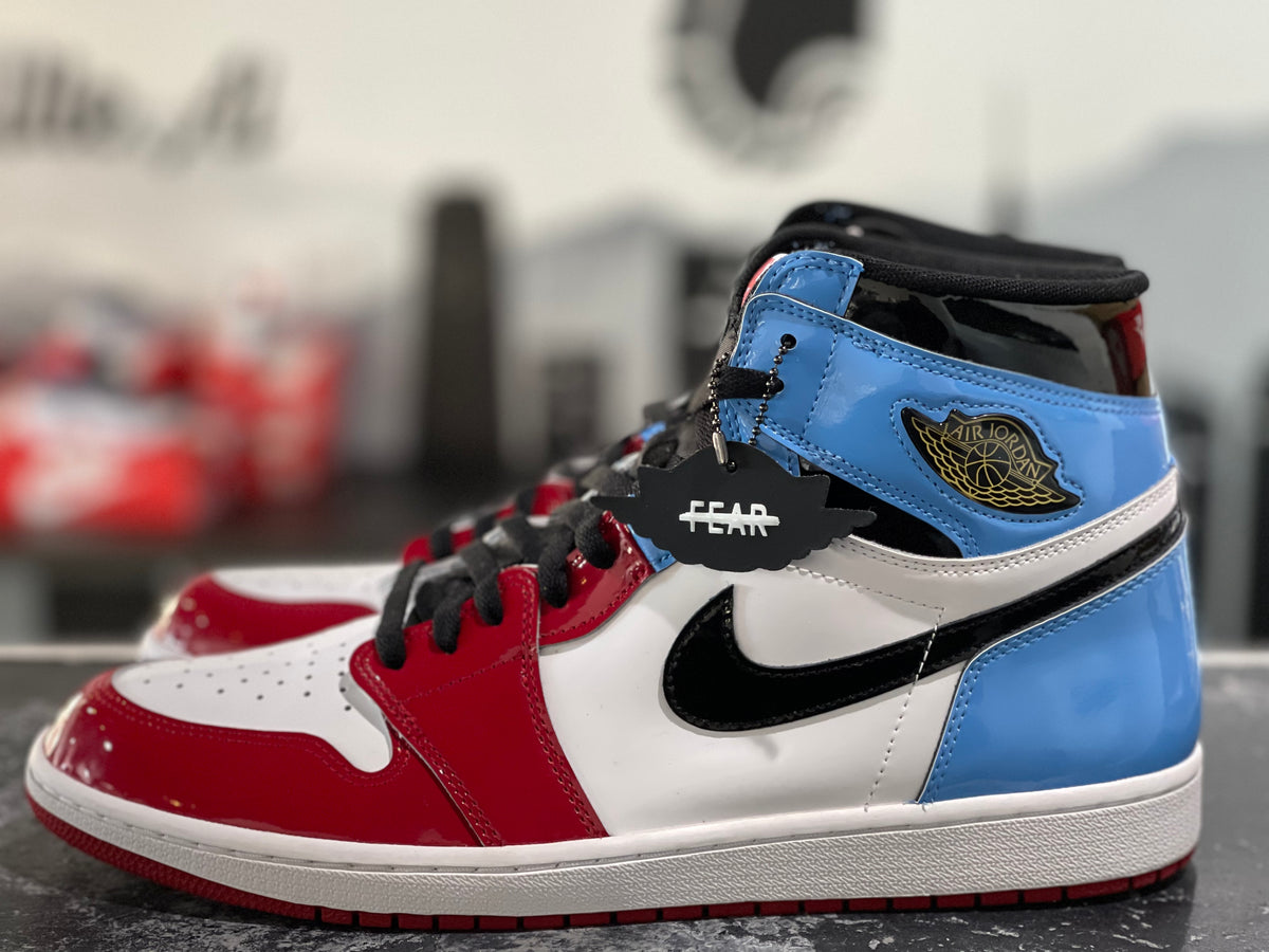 Bachelor Maladroit ratio Air Jordan 1 Retro High Fearless UNC To Chicago Pre-Owned – Heart and Sole  Sneaker Boutique Hsv